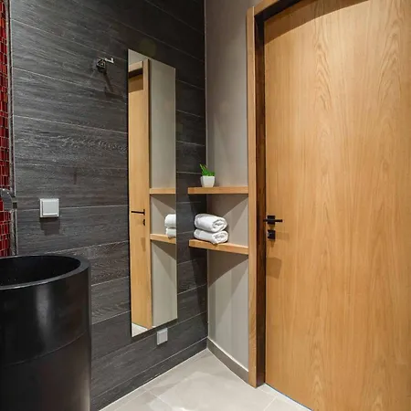 Ino Lefkas Nydri (Lefkada)